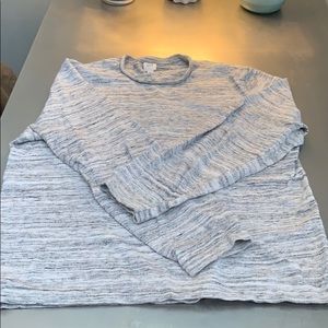 Gap sweater
